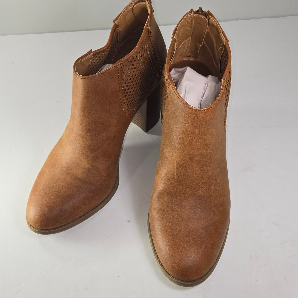 Style & Co Womens Ankle Boots Tan Perforated‎ Side Zip Chunky Heel Size 11M